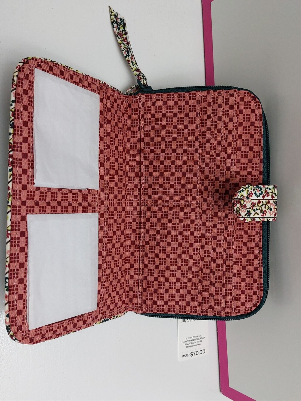 Vera Bradley Large Tab Wallet Mistletoe Lattice NWT - Picture 3 of 4